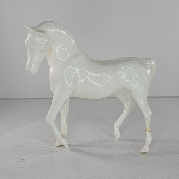 Duncan Mold Ceramic Walking Arabian Horse Figurine *Repaired* - Picture 2 of 8